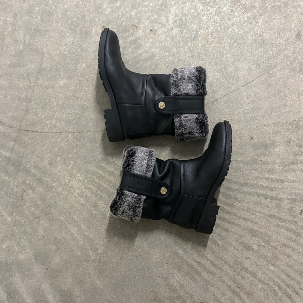 NWOT Women’s Breene Cold Weather Boots Size 5